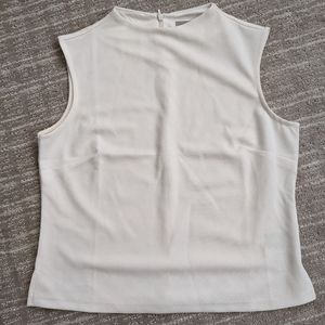 Women off white mock nexk sleevless top